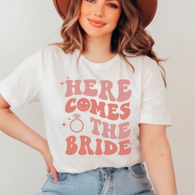 T-shirt Voici la mariée retro mariage Bachelorette (Créateur téléchargé)
