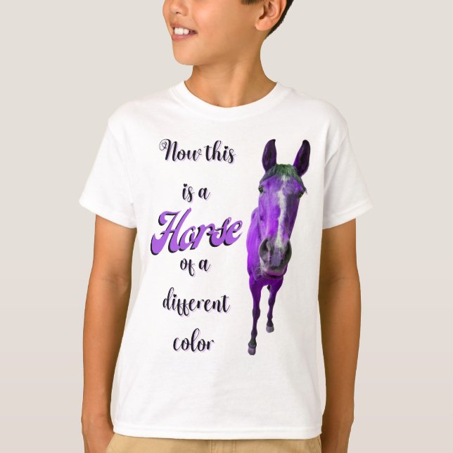 T-shirt Voici Un Cheval D'Une Couleur Différente, Violet (Devant)