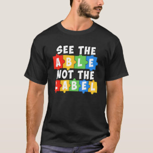 T-shirt Voir les capacités et non l'étiquette Puzzle Sensi