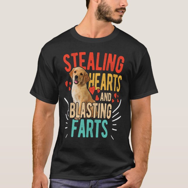 T-shirt Voler Les Coeurs Et Les Pieds De Souffle Labrador  (Devant)