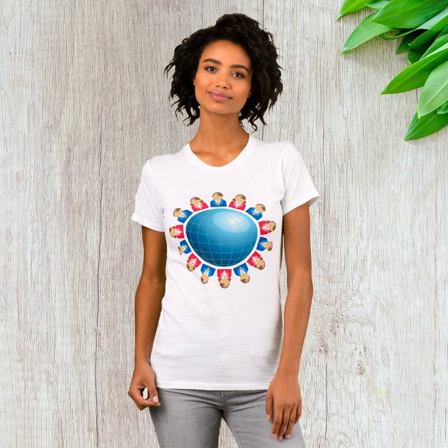 T - Shirt von Frauen und Männern in der globalen W (Von Creator hochgeladen)