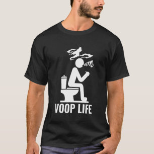 T-shirt Voop Life vapote sur les toilettes en soufflant de