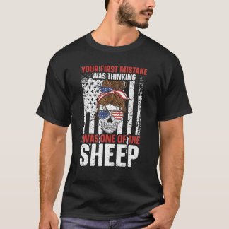 T-shirt Votre Première Erreur Était De Penser Que J'Étais 