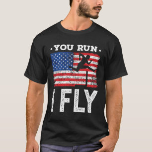 T-shirt Vous courez I Fly Hurdles Hurdler Track and Field