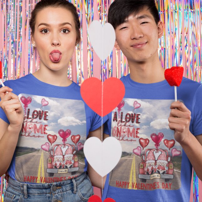 T-shirt Voyage Amour Comme Gnome Autre Joyeux Valentines D (Travel Love Like Gnome Other Happy Valentines Day T-Shirt)