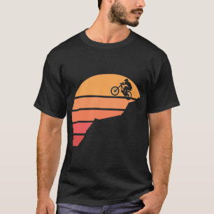T-shirt VTT dans le couloir