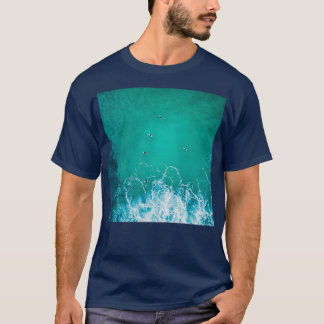 T-shirt Vue aérienne cool bleu plage océan vagues surfeurs