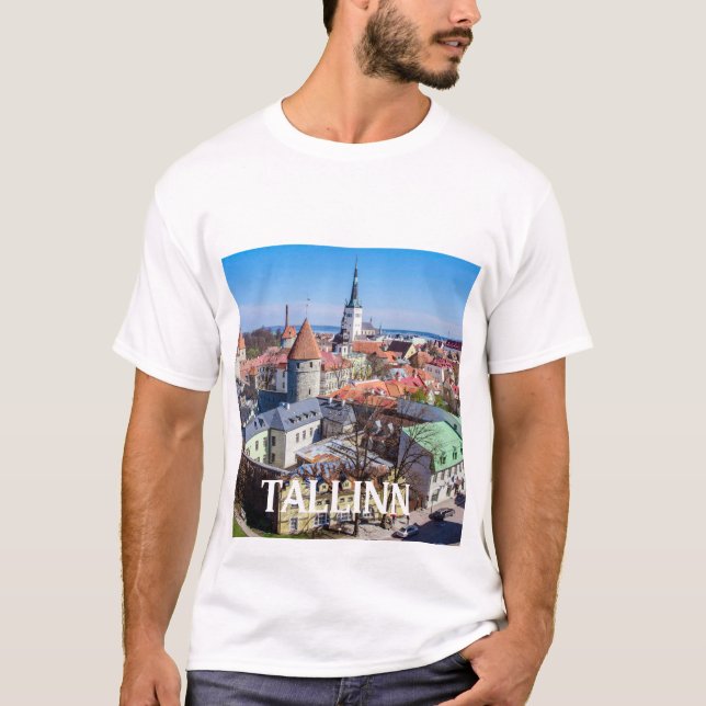 T-shirt Vue aérienne du centre-ville de Tallinn en Estonie (Devant)