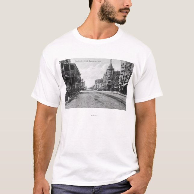 T-shirt Vue de dix-neuvième rue # de 2Bakersfield, CA (Devant)