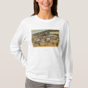 T-shirt Vue de la plage avec des clubs et des maisons