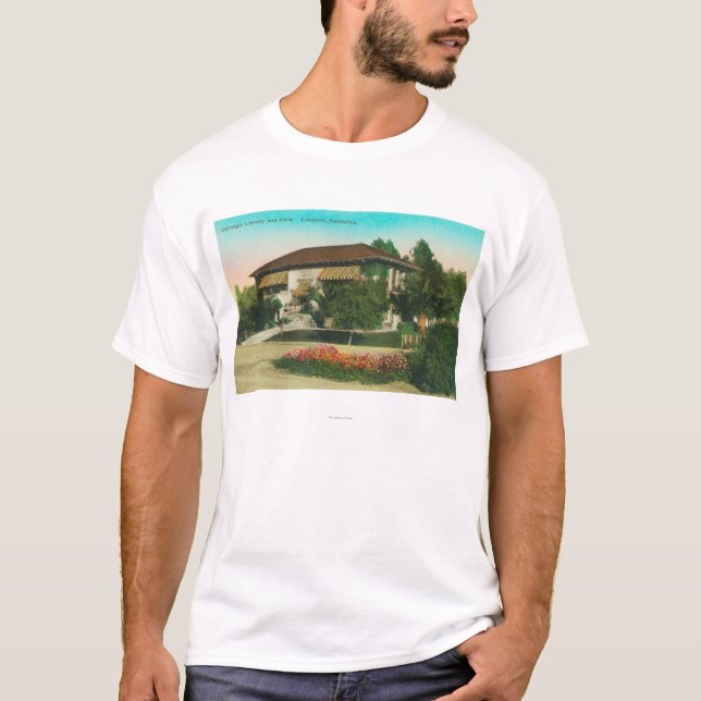 T-shirt Vue extérieure de Carnegie LibraryLakeport, CA (Devant)