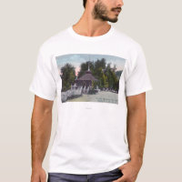 Vue extérieure de la vieille Chambre bonne au lac