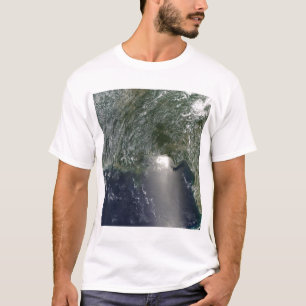 T-shirt Vue satellite d'une flaque d'huile