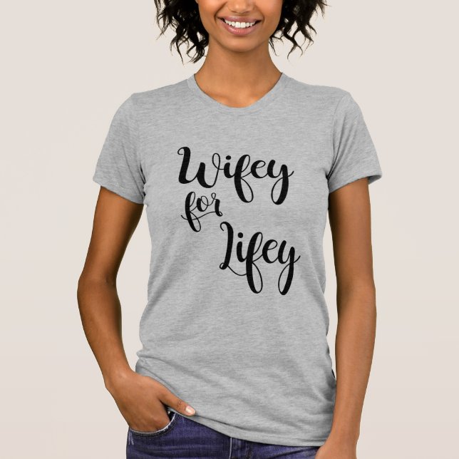 T-shirt Wifey pour la chemise de PJ de jeune mariée de (Devant)