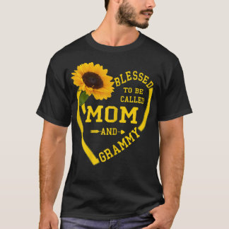 T-shirt Womens Blessed to be called Mom And Grammy Mothers