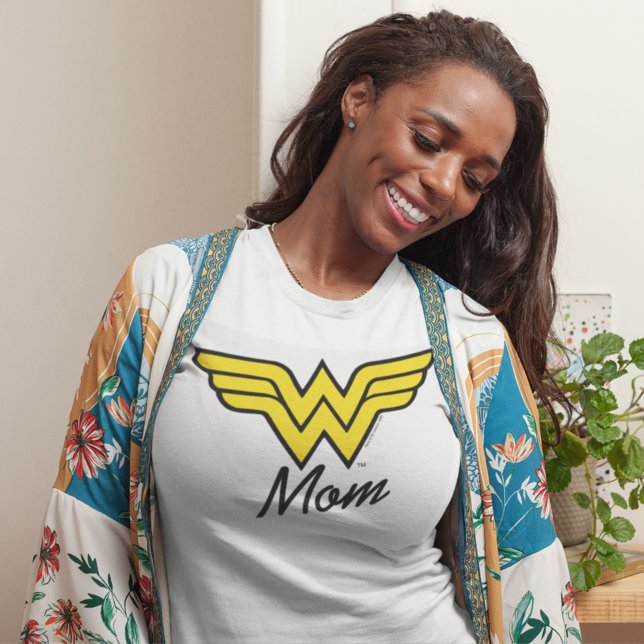 T-shirt Wonder Mom Classic (Créateur téléchargé)