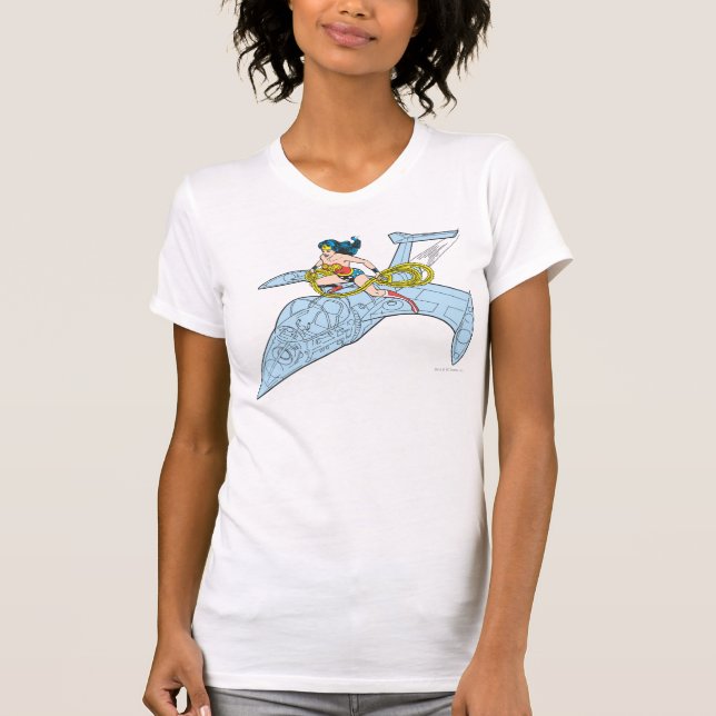 T-shirt Wonder Woman sur le vaisseau spatial (Devant)