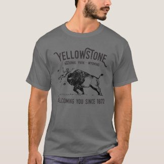 T-shirt Yellowstone Bison Toss National Park Wyoming