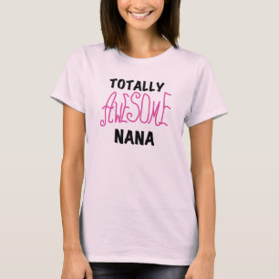 T-shirts et cadeaux roses totalement
