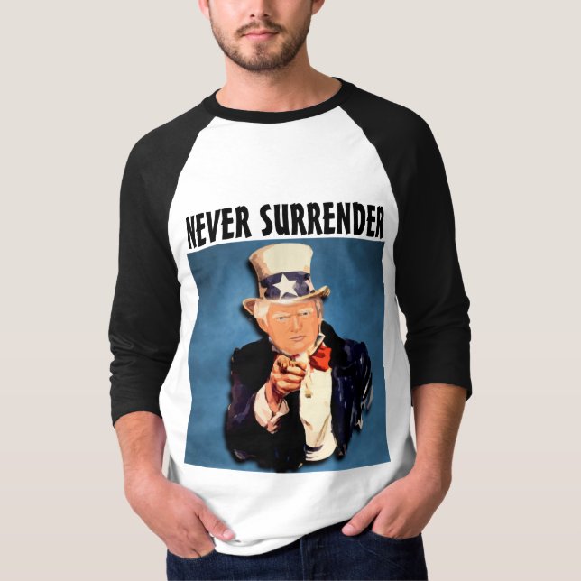 T-SHIRTS PATRIOT TRUMP PATRIOT NE JAMAIS SURRENDRE (Devant)