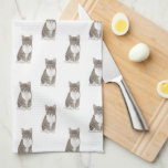 Tabby Cat (grau) Geschirrtuch<br><div class="desc">Ich Liebe dieses süße Muster eines graugestreiften Tabby-Hoch-Katzenkatzenaquarellbildes, weil es klassisch genug ist, als neutrales, aber doch Pop als eigenständiges Stück zu dienen! Es ist die perfekte Ergänzung zu jedem Familienzimmer, Kinderzimmer, Büro, oder sogar der Männerhöhle! Für die süßesten Geschenke, fügen Sie mehr passende Artikel aus der Sammlung! Weitere Arbeiten...</div>