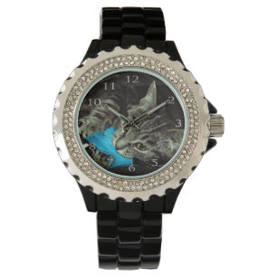 Tabby Cat mit Feather von Shirley Taylor Armbanduhr