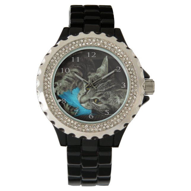 Tabby Cat mit Feather von Shirley Taylor Armbanduhr (Vorderseite)