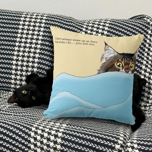 Tabby Cat Peeking Blue Funny Kissen (Von Creator hochgeladen)