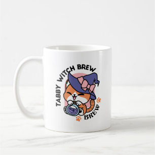 Tabby Hexentrank – Süßes Halloween-Katzendesign Kaffeetasse