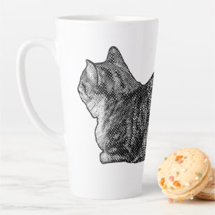 Tabby mit Paws Tucked Milchtasse