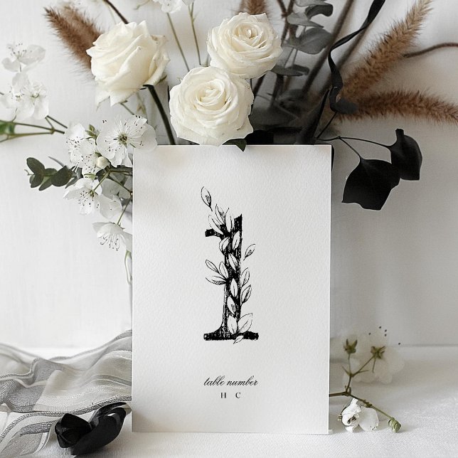 Tabelle 1 Schöne blumengezeichnete Traubenkleider- Tischnummer (Von Creator hochgeladen)