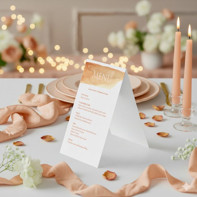 Table de menu élégante de la réception de mariage (Peach watercolor paint wedding menu.)