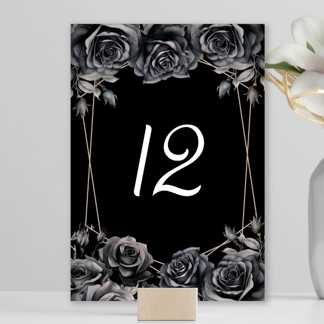 Table Mariage gothique Fleurs noires Mariage Numéro de t (Créateur téléchargé)