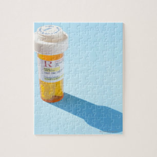 Tablettenfläschchen voll der Medikation