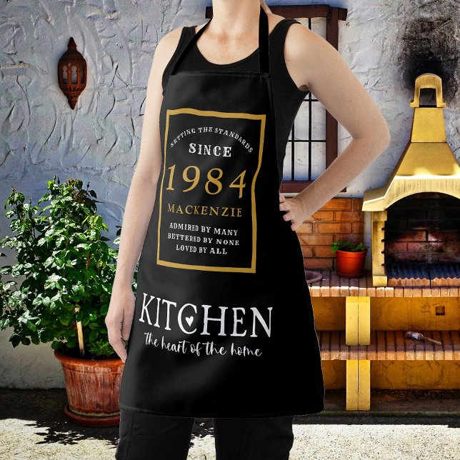 Tablier 40e anniversaire 1984 Nom Elegant Black Gold Chic (Elegant Black & Gold Chic Apron - 40th Birthday 1984 Name Personalized Kitchen & BBQ Essentials)