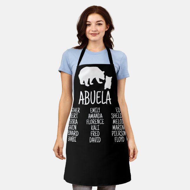 Tablier Cadeau customisé avec les noms de gamin Abuela Bea (Porté)