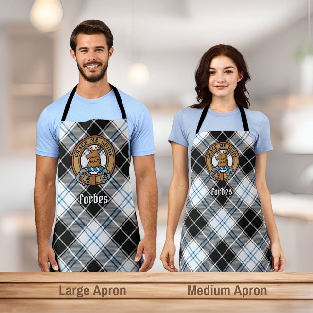 Tablier Clan Forbes Crest sur la robe Tartan (Créateur téléchargé)