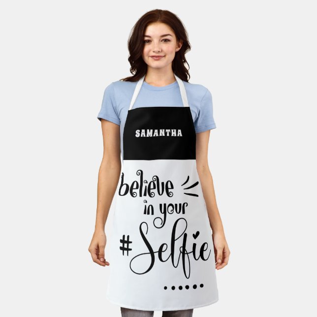 Tablier Croyez En Votre Citation Selfie Nom Noir Blanc (Porté)