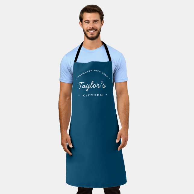 Tablier Cuisine maison bleue avec amour personnalisée (Porté)