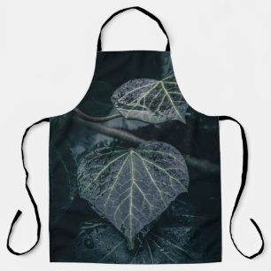 Tablier Dark Moody Ivy Nature Photo