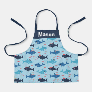 Tablier De mignons requins drôles avec des casquettes pira