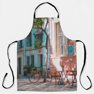 Tablier Deux tables marron dehors