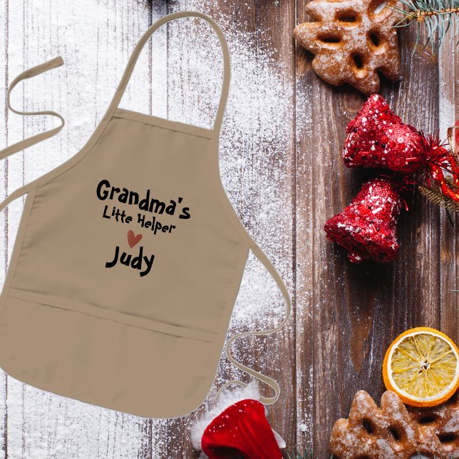 Tablier Enfant Petit Coeur de Script Petit Helper Grandmas (Cute Grandmas Little Helper Script Heart Kids' Apron)