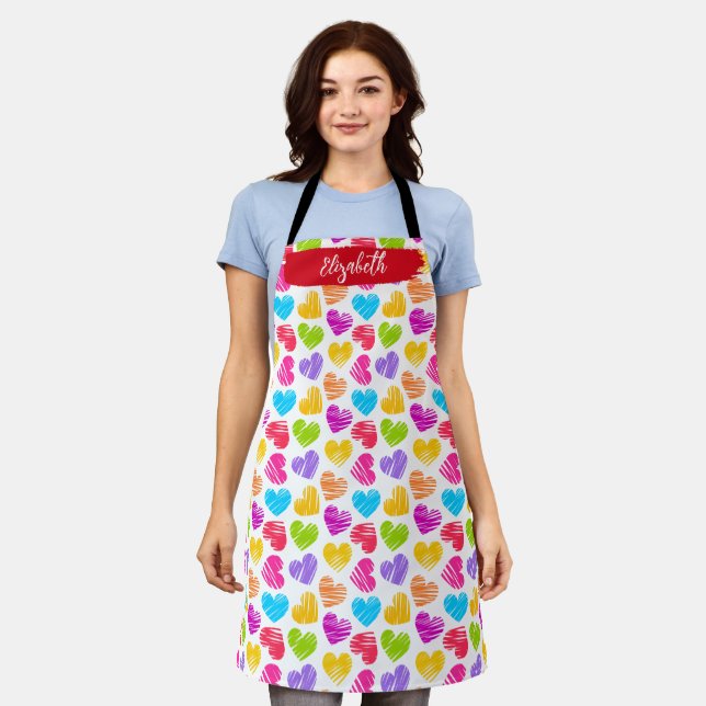 Tablier Fille moderne Vibrant Doodled Hearts Nom du Motif (Porté)