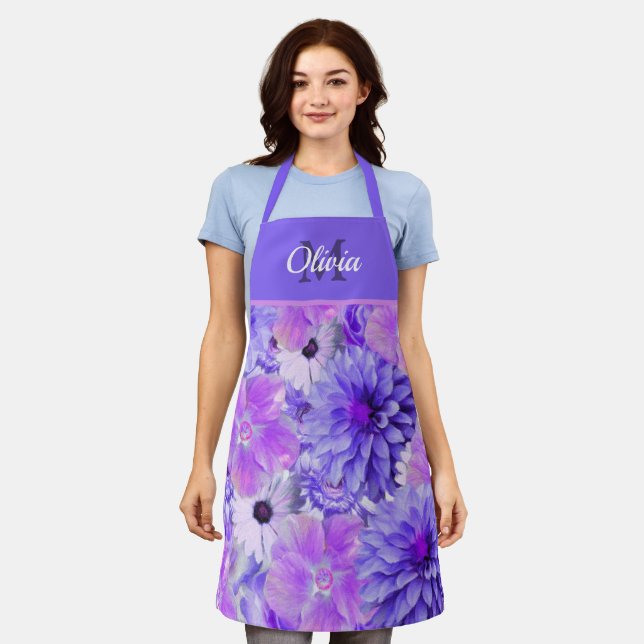 Tablier Floral rose et violet monogramme (Porté)