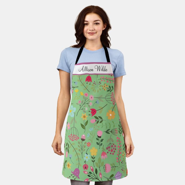 Tablier Flore Fleur sauvage printanière sur Sage Personnal (Porté)