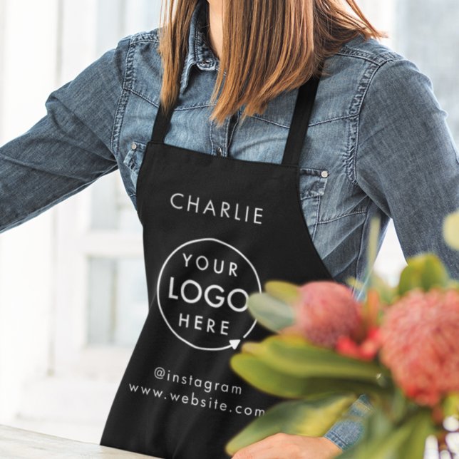 Tablier Logo Entreprise Moderne Minimal Entreprise Marque  (Sleek black company branded name aprons for your store or salon team apparel employee brand uniform.)