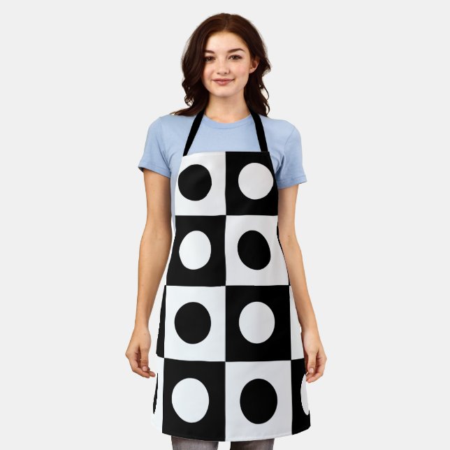 Tablier Motif géométrique noir et blanc (Porté)
