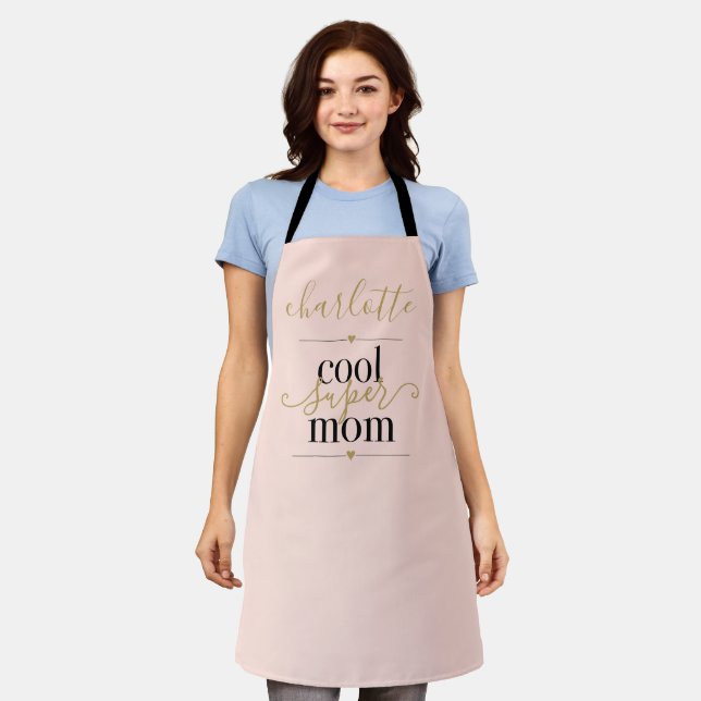 Tablier Personnalisé Blush rose et or Cool Super Maman (Porté)