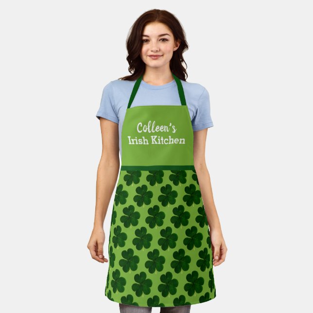 Tablier Personnalisez Irish Kitchen St Patrick's Day (Porté)